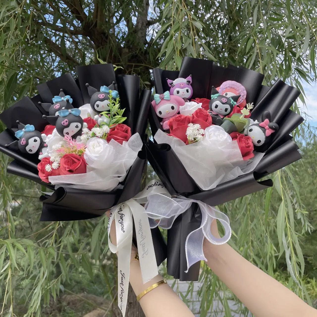 Kawaii Hello Kitty Cat Dolls Floral Bouquet